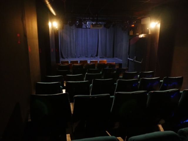 Espacio teatro en alquiler