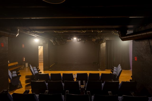 SALA K DESDE LA PLATEA
