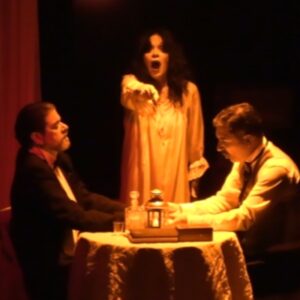 teatro de terror en Plot Point